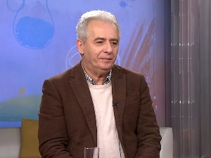 Дрецун: Председник мора да процени да ли је већа штета или корист од присуства Самиту у Тирани