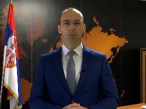 Симић за РТС: Опредељени смо за мир, али овде кључа