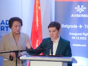 Брнабићeва: Србија има право и намеру да на КиМ врати своје снаге