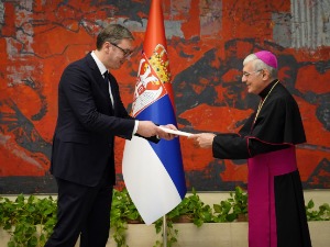 Вучић примио акредитиве новоименованих амбасадора Свете столице, Сирије и Грчке