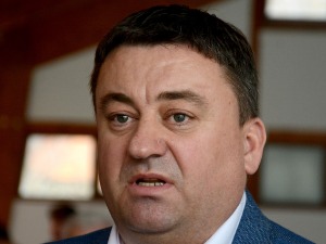 Уручена пресуда Тодосијевићу; Петковић: Додатни притисак на Србе, ставља им се фластер преко уста