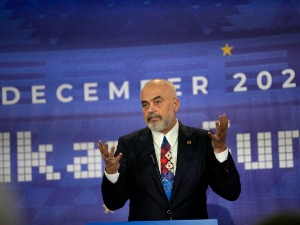 Рама: Надреалан захтев да Србија пошаље трупе на КиМ