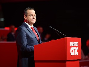 Ивица Дачић остаје на челу Социјалистичке партије Србије