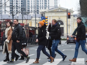 Ујутро мраз, током дана претежно сунчано