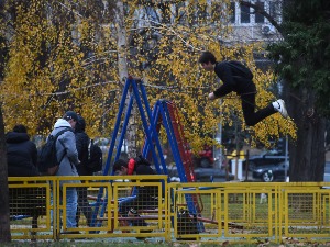 Умерено облачно, суво и топлије - температура до 15 степени