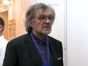 Емиру Кустурици уручена награда "Дејан Медаковић" 