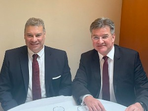 Лајчак са Ескобаром: Зацртани следећи кораци у дијалогу