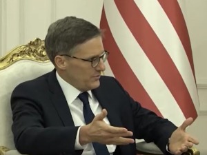 Каква су очекивања од посете Београду америчког званичника Дерека Шолеа 