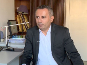 Да нам није...