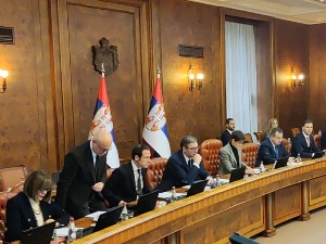 У току седница Владе, присуствује и председник Вучић