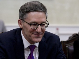 Шоле апеловао на Куртија да прихвати европски предлог за нормализацију односа Београда и Приштине