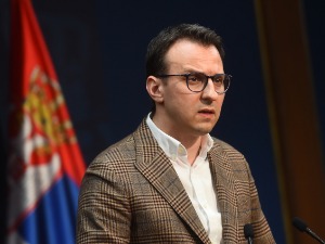 Петковић: Једина политика неких опозиционара рушење Вучића