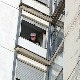 Стари и сами "заробљени" у вишеспратницама, како комшије могу да помогну