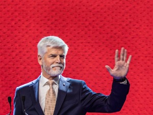 Вучић честитао Павелу избор за председника Чешке