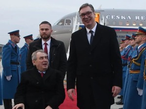 Вучић се данас састаје са Земаном, заједно отварају реновирани Чешки дом