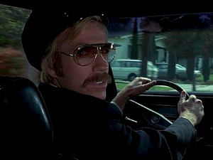 Добри момци носе црно