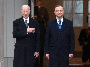 Очи света упрте у Варшаву – очекује се говор Џозефа Бајдена