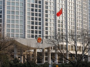 Кина улази у дипломатску арену – да ли Пекинг зауставља офанзиве у Украјини