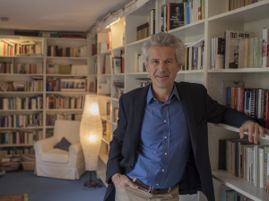 Уве Витшток: Фебруар 33 (1)