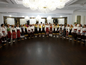 "Бенђо" игра и пева и на Кинеском зиду