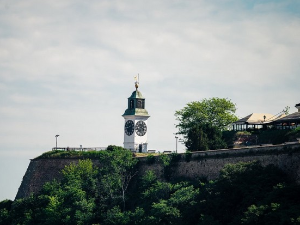 Јутарњи програм из три студија