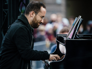 Нова дискографија