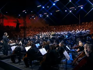 Уживо - Хор и Народни оркестар РТС