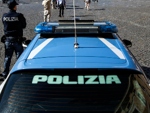 Трудница убијена у Италији, полиција трага за грађанином са КиМ