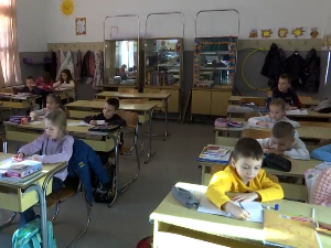 Како су лознички основци прихватили децу из Русије, Украјине и Кине? 