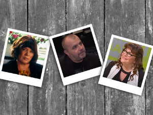 Глумци певају