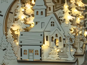 Еколошка декорација: Новогодишњи украси из столарске радионице у околини Бујановца