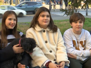 Мали предузетници који воле љубимце, шетају комшијама псе и скупљају новац за летњи распуст