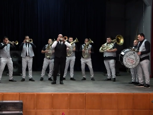 Мајстори трубе из Владичиног Хана