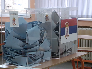 Понављање парламентарних избора на више од 30 бирачких места, а на три за Београд