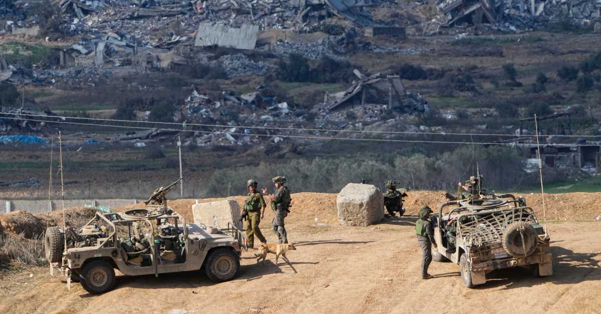 Нетанјаху најављује борбе на свим фронтовима; УН: Више од 100.000 Палестинаца побегло у Рафу због борби у Гази