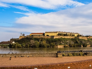 Јутарњи програм из три студија