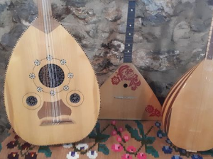 Музика света – Tiganites meres