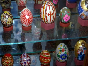 Јединствена колекција - 250 ускршњих јаја са свих меридијана