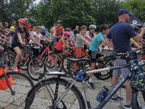 Гуралице, лутрија, стазе са препрекама – одржана прва  „Новобеоградска породична бициклијада“