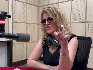 Ево и ја на 202: DJ Зое Кида