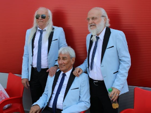 Камионџије д.о.о., 17-20