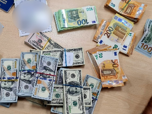 Покушали да пренесу 110.000 долара преко границе – шта су по закону морали да ураде да би то било легално