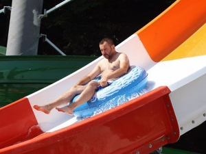 Камионџије д.о.о. 2, 9-12