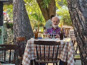 Камионџије д. о. о. 2, 2-12