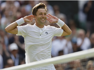 Руд елиминисан са Вимблдона од 142. тенисера света, Ђоковићу лакши пут до финала