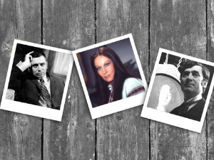 Глумци певају