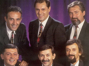 Медаљон - Ансамбл ,,Свилен конац‘‘ 