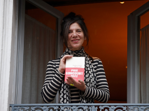  Брижит Жиро: Живети брзо (14)