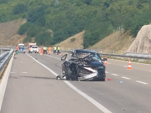 Дете погинуло у саобраћајној несрећи код Ниша, две особе повређене