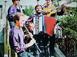 Медаљон - Ансамбл „Дукат“